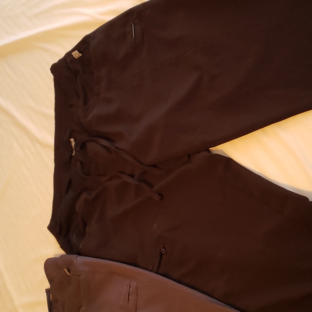 Cherokee infinity scrubs womens 2 pairs!